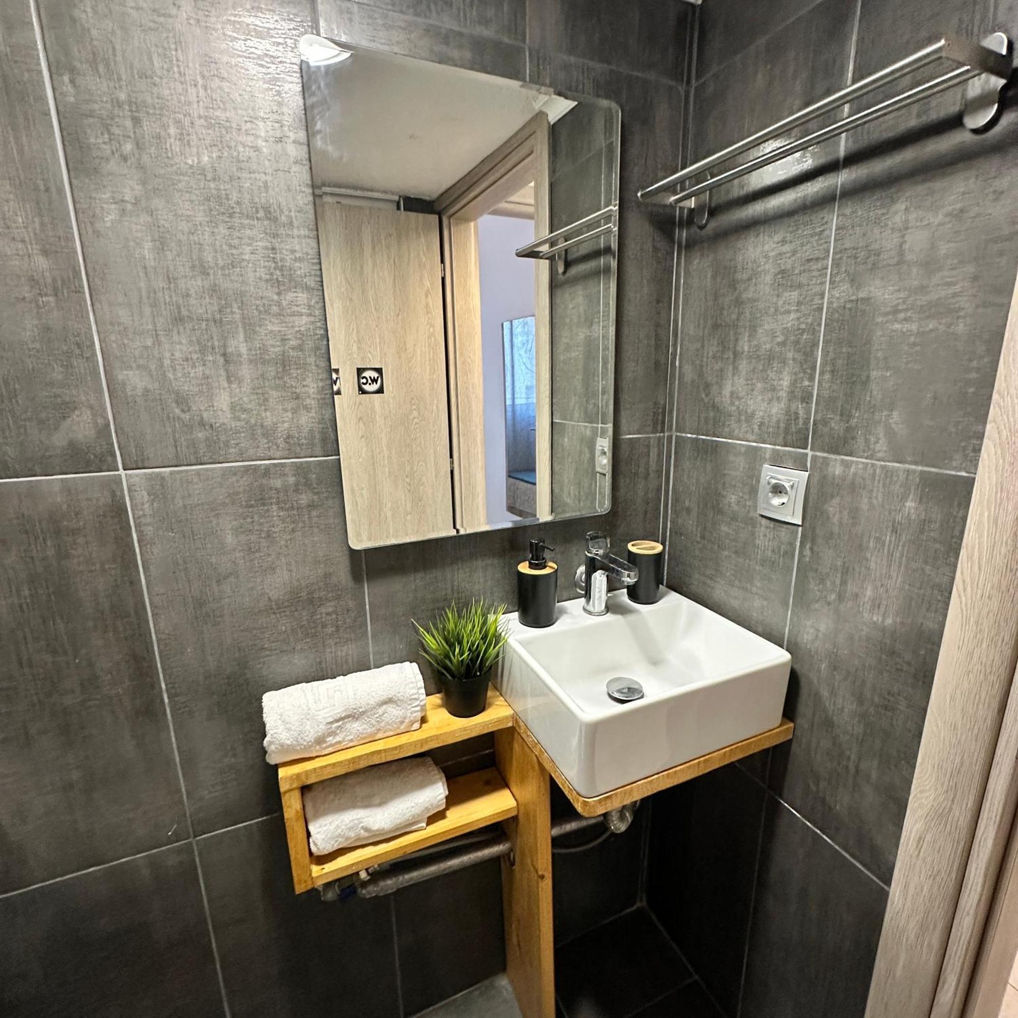 Apartment R&t