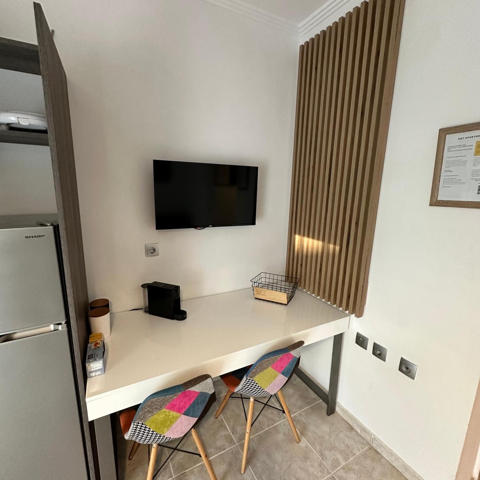 R&t Apartment *