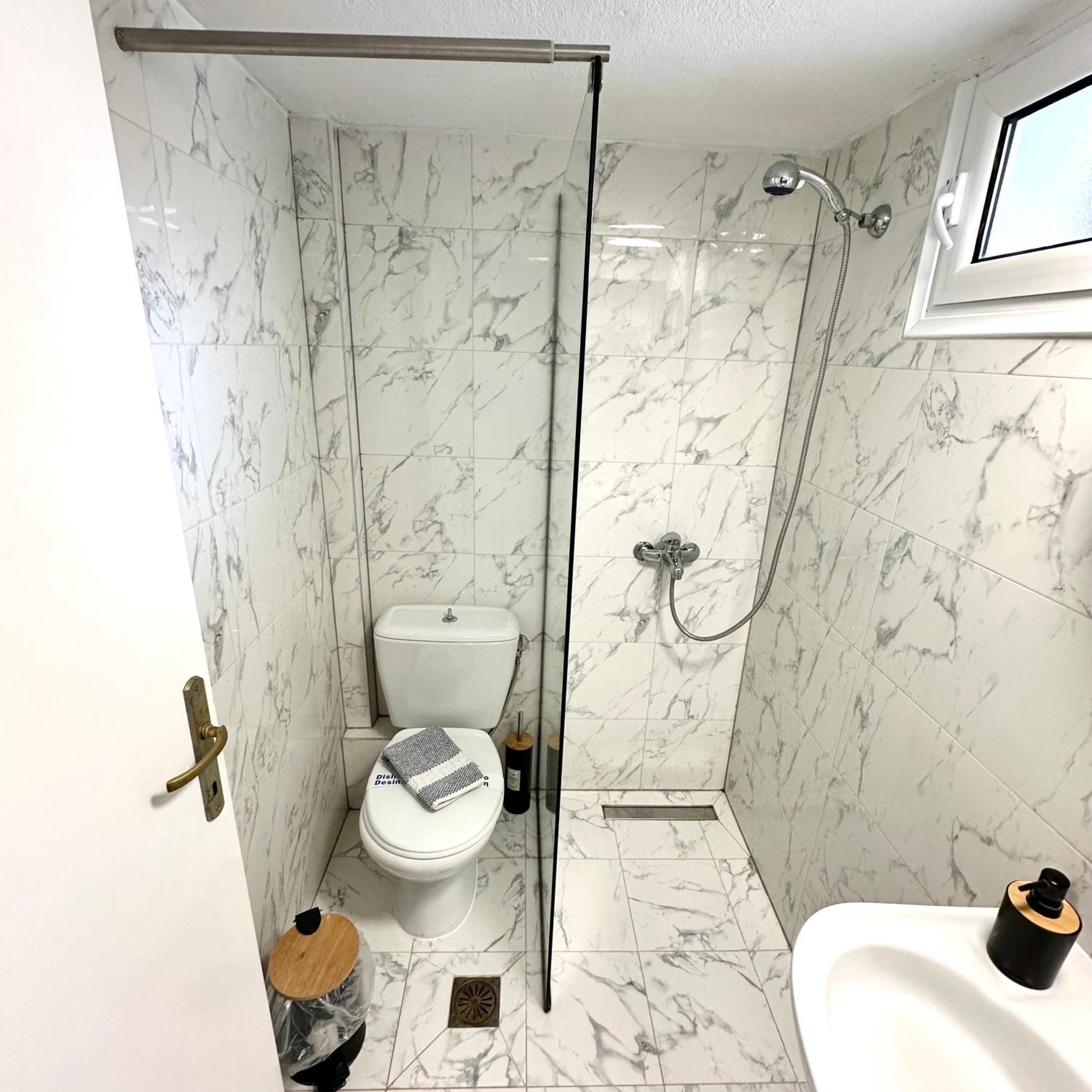 R&t Apartment *
